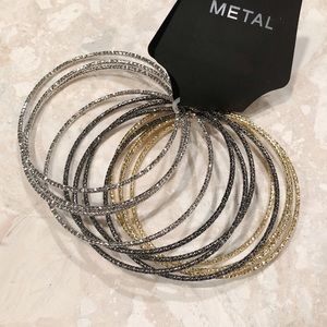 🆕 METAL Layered Multi-toned Bracelet Set